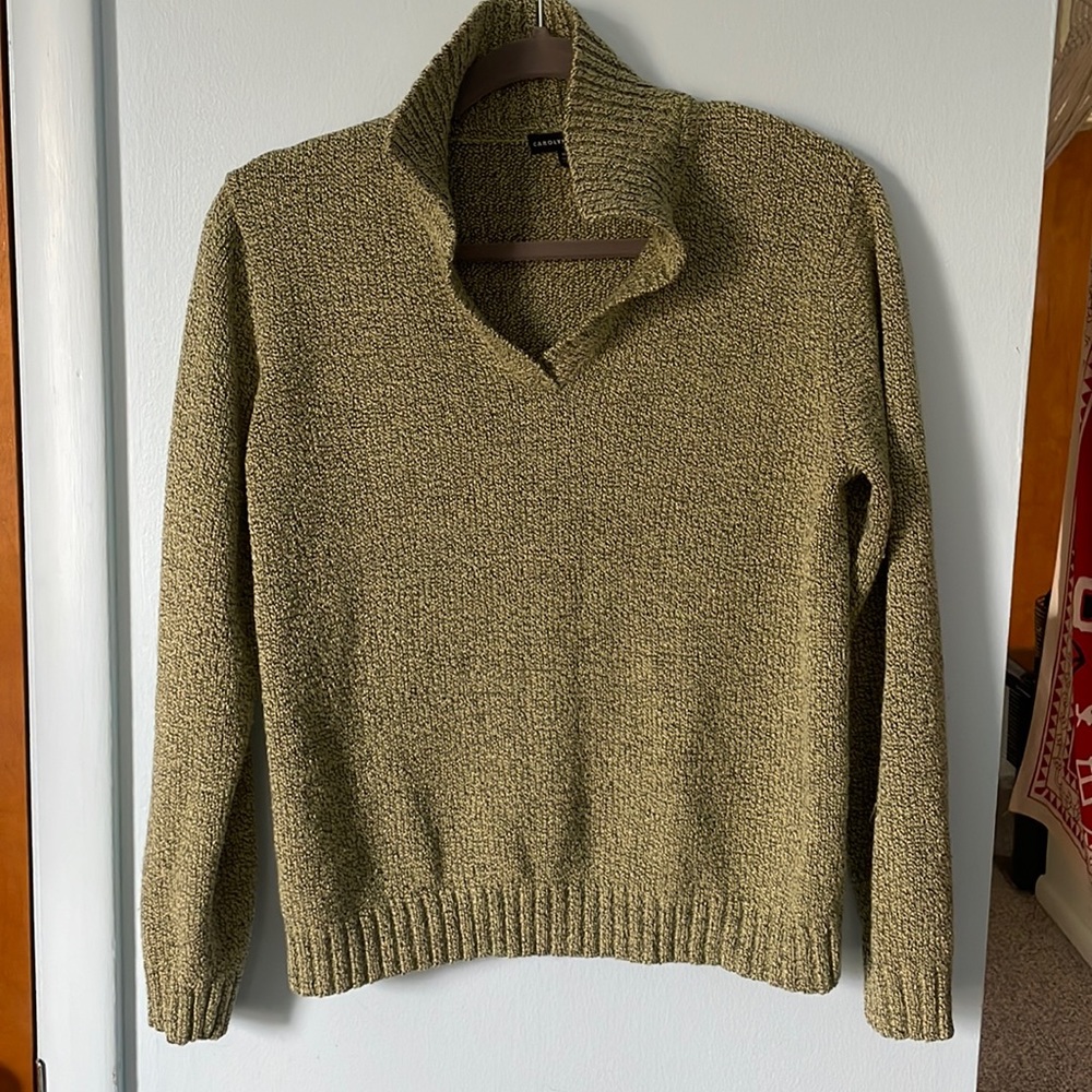 collared sweater